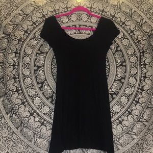 Causal black dress